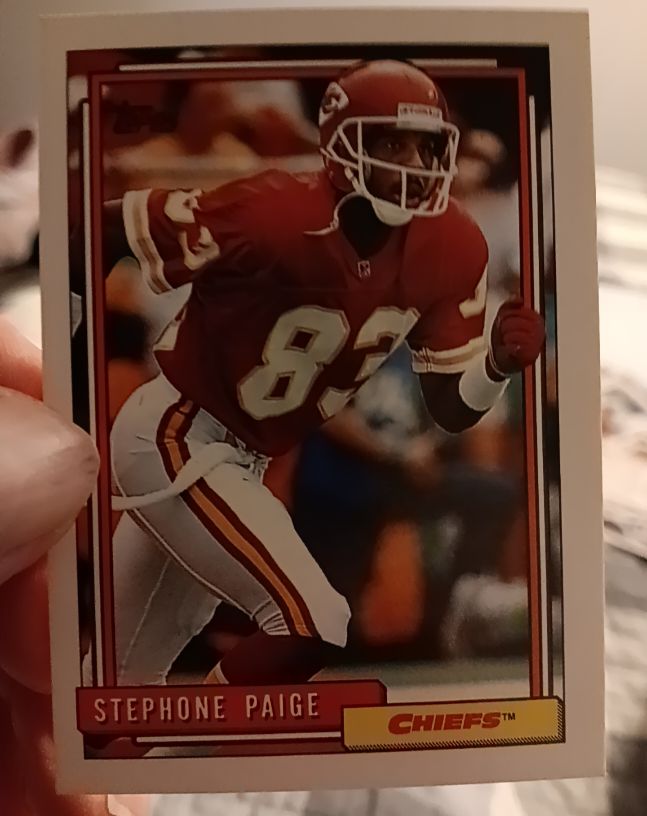 1992 Topps #15 Stephone Paige — front
