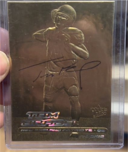 2000 Fleer Ultra 23KT Gold Signature Series #3307 Tom Brady Rookie Card — front