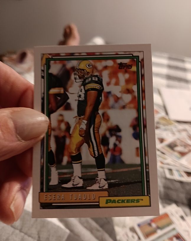 1992 Topps #212 Esera Tuaolo — front