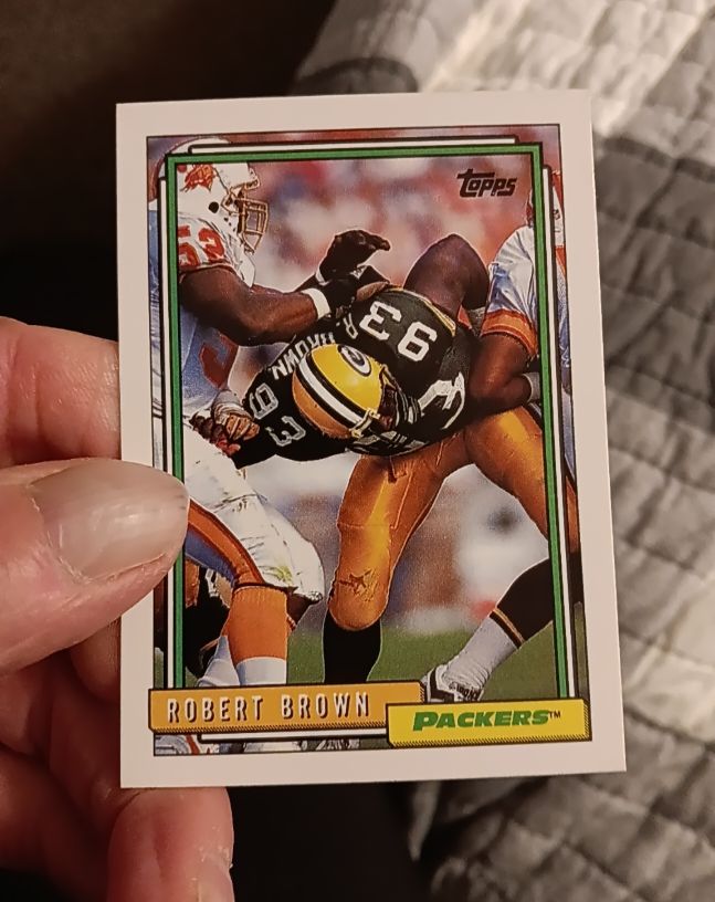 1992 Topps #284 Robert Brown — front