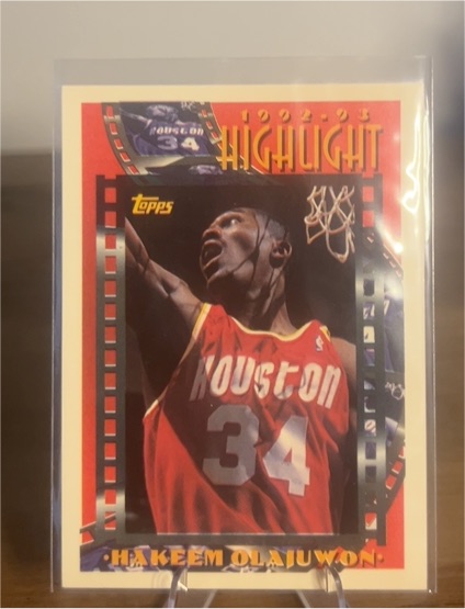 1992-93 Topps Highlight #2 Hakeem Olajuwon — front