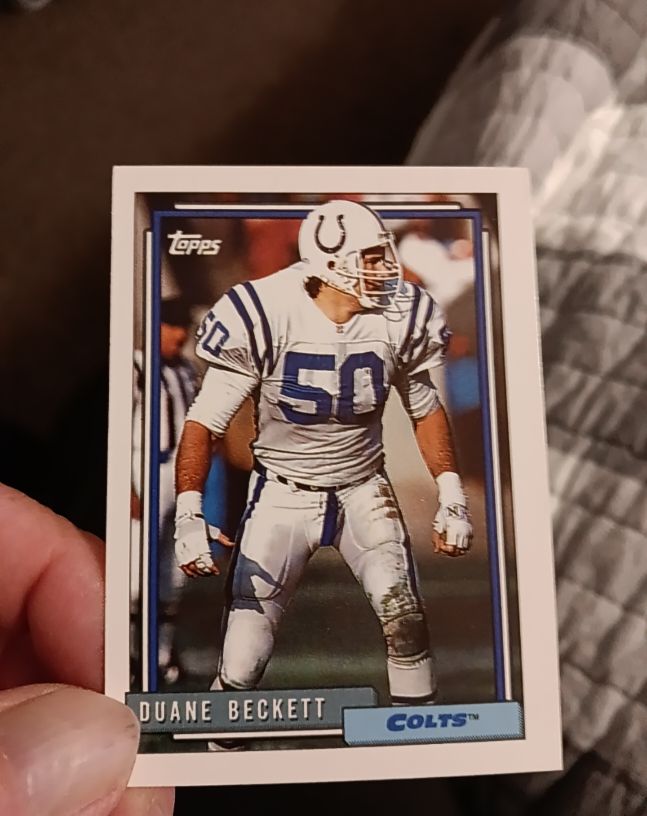 1992 Topps #327 Duane Beckett — front