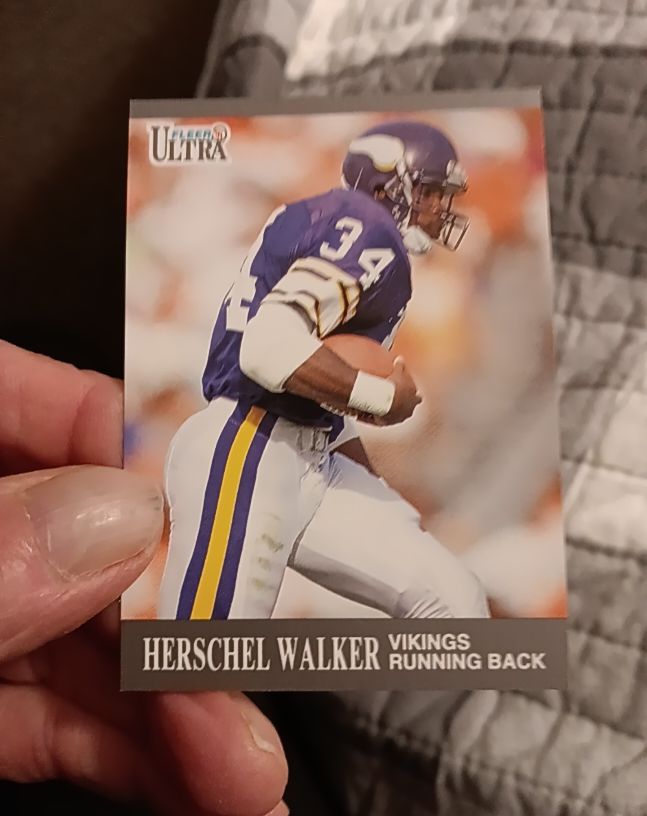 1991 Fleer Ultra #202 Herschel Walker — front