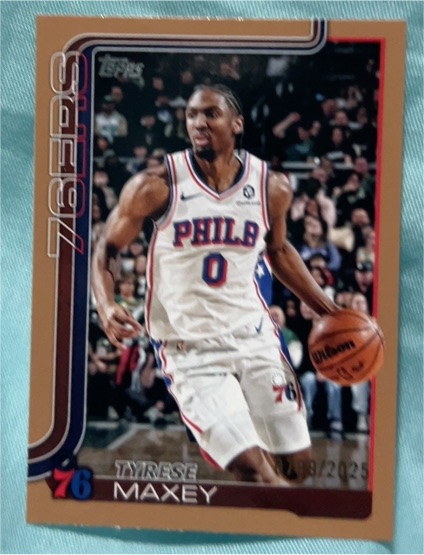 2025-26 Topps #21 Tyrese Maxey Philadelphia 76ers — front
