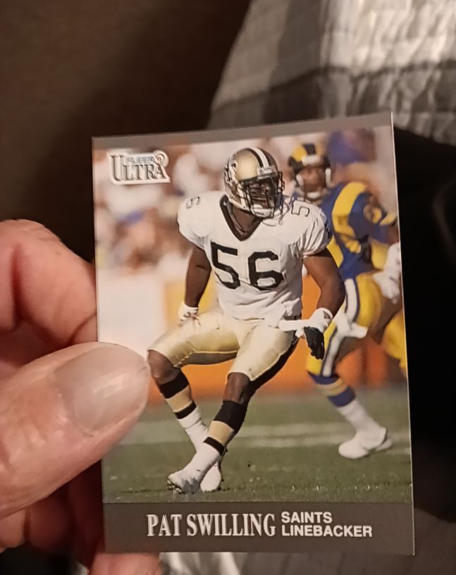 1991 Fleer Ultra #212 Pat Swilling — front