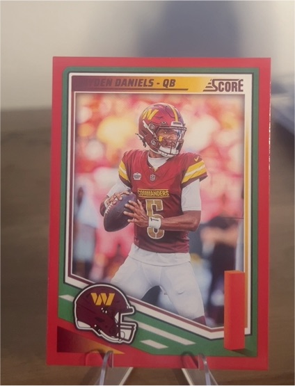 2025 Panini Score #195 Jayden Daniels — front