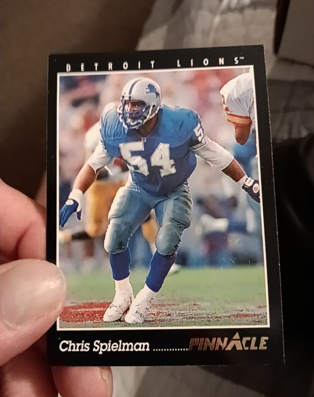 1993 Pinnacle #7 Chris Spielman — front