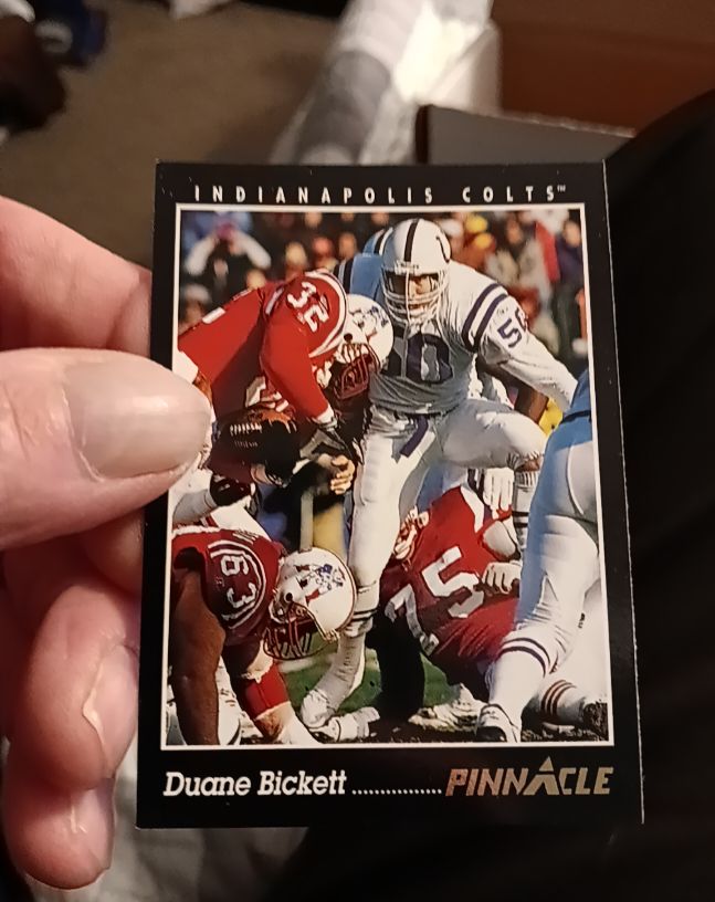 1993 Pinnacle #142 Duane Bickett — front