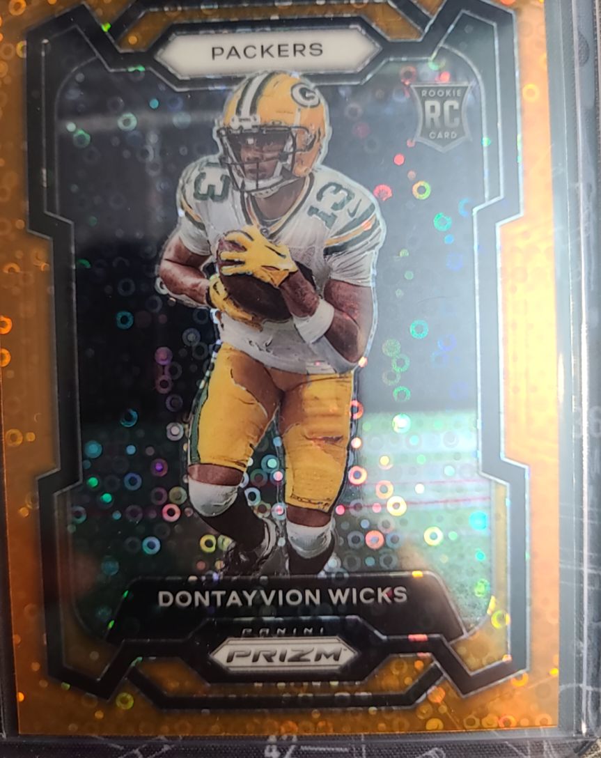 2023 Panini Prizm #333 Dontayvion Wicks — front