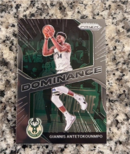 2020-21 Panini Prizm #7 Giannis Antetokounmpo Dominance — front