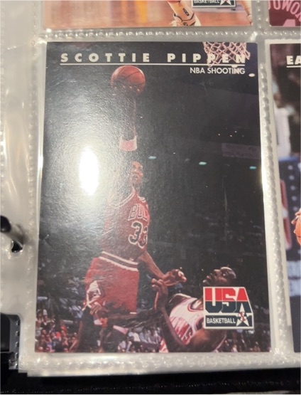 1992 SkyBox USA #71 Scottie Pippen — front