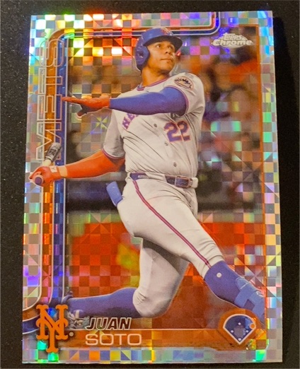 2025 Topps Chrome #200 Juan Soto — front