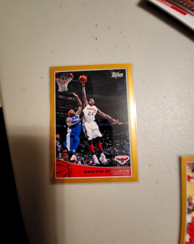 2009 Topps Basketball #4 Marvin Williams — front