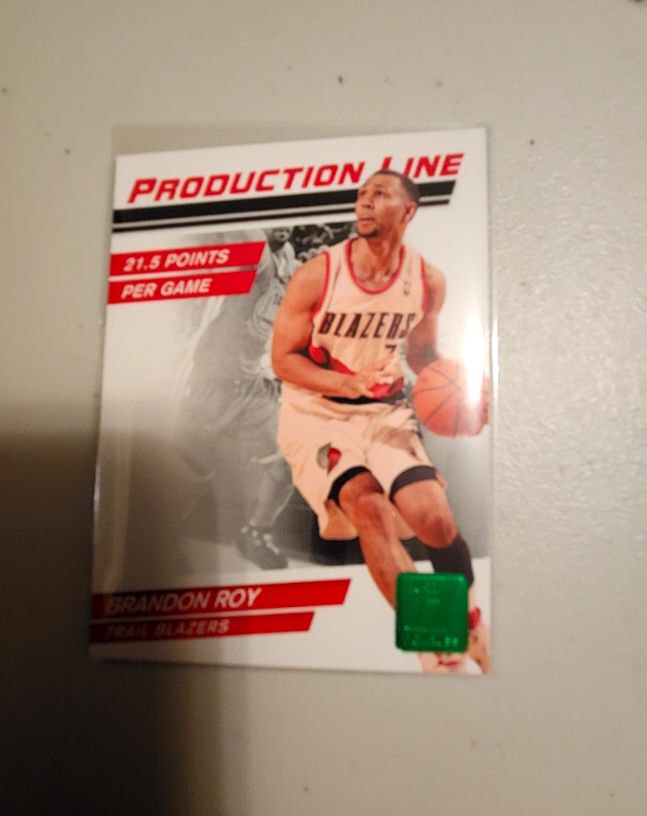 2010 Donruss Production Line Brandon Roy — front