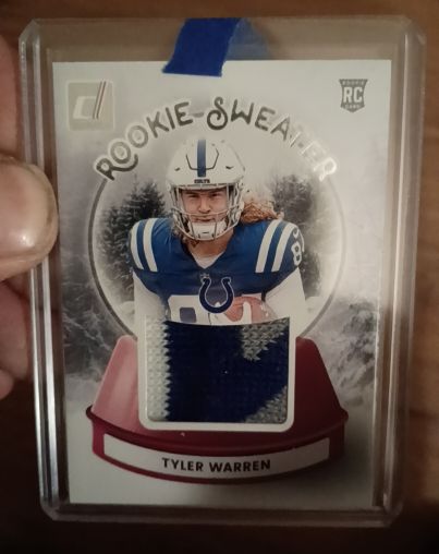 2025 Panini Donruss Rookie Sweater Tyler Warren — front