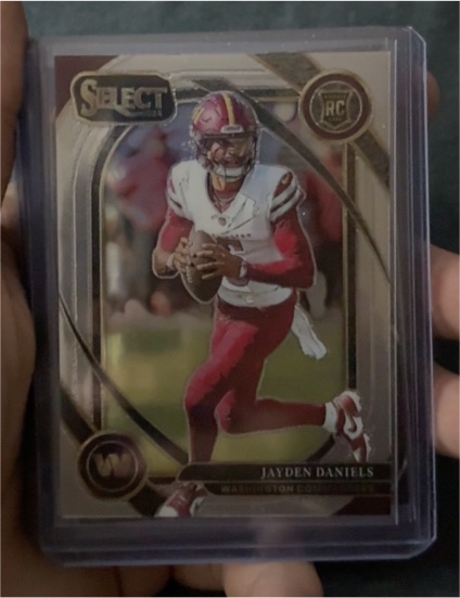 2024 Panini Select #217 Jayden Daniels Club Level — front