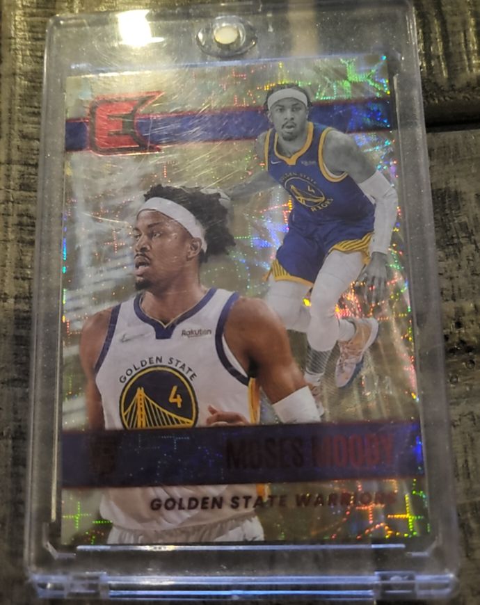 2021-22 Panini Chronicles Essentials #319 Moses Moody — front