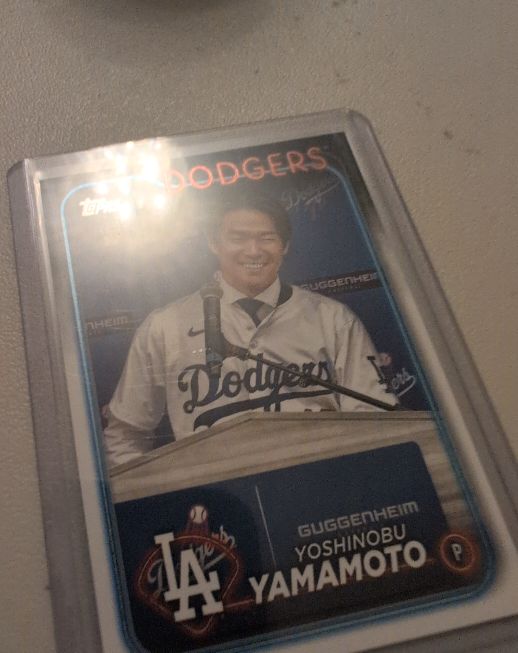 2024 Topps #553 Yoshinobu Yamamoto — front