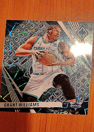 2019-20 Panini Mosaic #11 Grant Williams — front