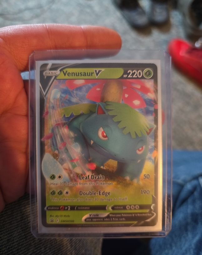 Pokémon TCG Venusaur V SWSH100 — front