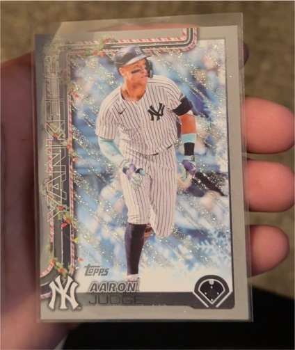 2025 Topps Holiday #H161 Aaron Judge Silver Glitter Parallel — front