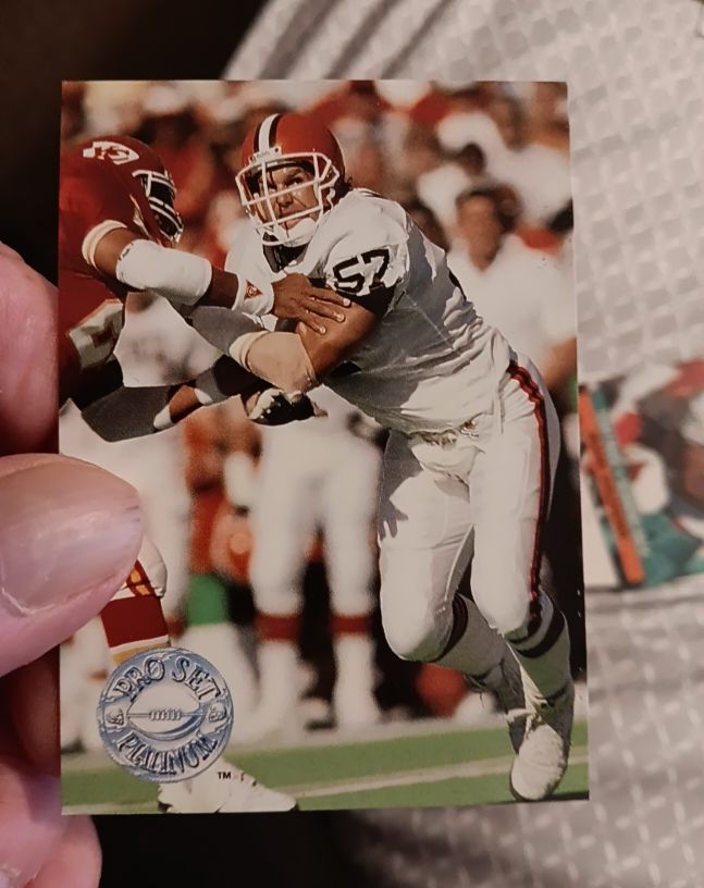 1991 Pro Set Platinum #22 Clay Matthews — front