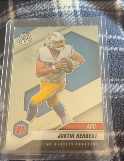 2021 Panini Mosaic #224 Justin Herbert — front