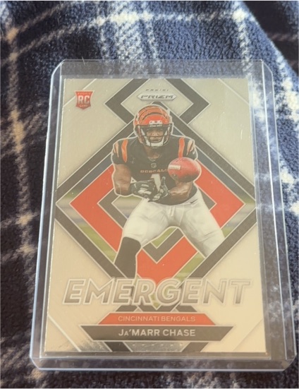 2021 Panini Prizm Emergent #E-7 Ja'Marr Chase — front