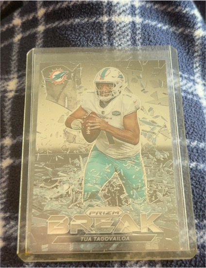 2021 Panini Prizm #PB-3 Tua Tagovailoa Prizm Break — front