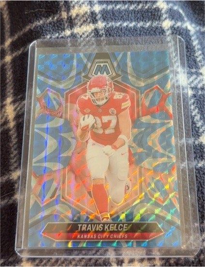 2024 Panini Mosaic #110 Travis Kelce — front
