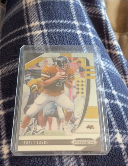 2024 Panini Prizm #110 Brett Favre — front