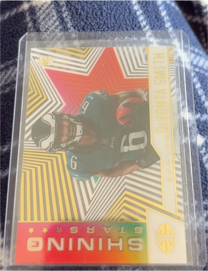 2021 Panini Illusions Shining Stars #SS-15 DeVonta Smith — front