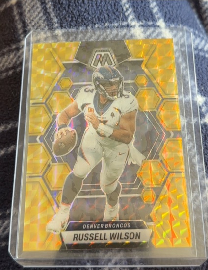 2023 Panini Mosaic #65 Russell Wilson — front