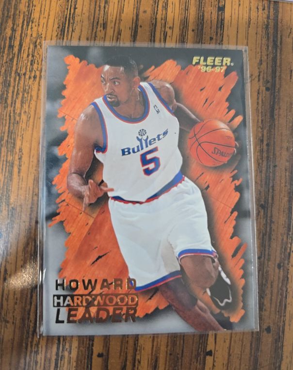 1996-97 Fleer #148 Juwan Howard Hardwood Leader — front