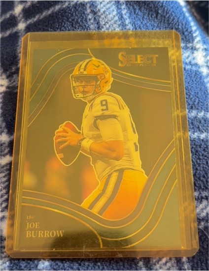 2022 Panini Select Draft Picks #141 Joe Burrow Field Level — front