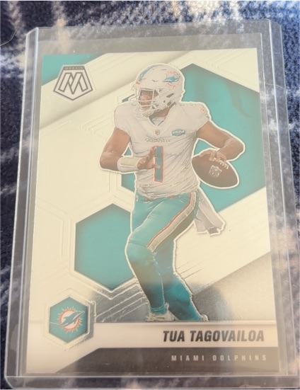 2021 Panini Mosaic #122 Tua Tagovailoa — front