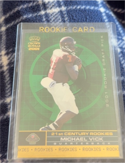 2001 Pacific Crown Royale #23 Michael Vick 21st Century Rookies — front
