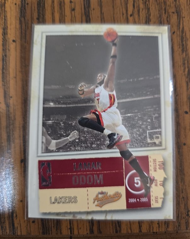 2004-05 Fleer Authentix #48 Lamar Odom — front