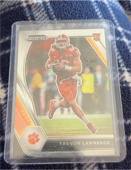 2021 Panini Prizm Draft Picks #106 Trevor Lawrence — front
