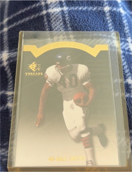 1999 SP Threads #40 Gale Sayers — front