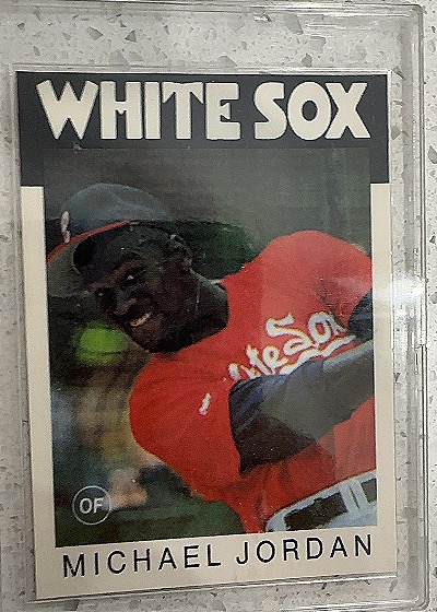 1991 Topps Michael Jordan White Sox Baseball Card — front