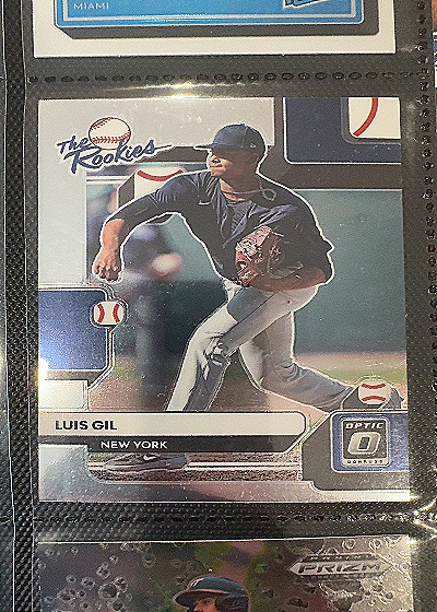 2022 Donruss Optic The Rookies #TR-5 Luis Gil — front
