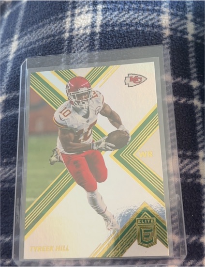 2017 Donruss Elite #50 Tyreek Hill — front