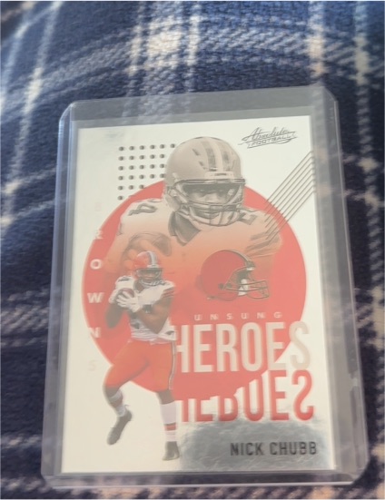 2021 Panini Absolute Unsung Heroes #UH12 Nick Chubb — front