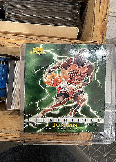 1995-96 Skybox Premium #278 Michael Jordan Electrified — front