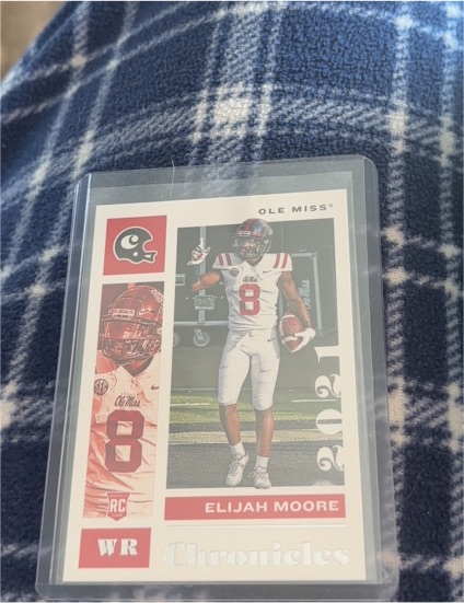 2021 Panini Chronicles Draft Picks #23 Elijah Moore — front