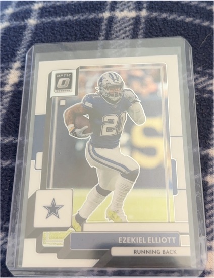 2022 Donruss Optic #52 Ezekiel Elliott — front