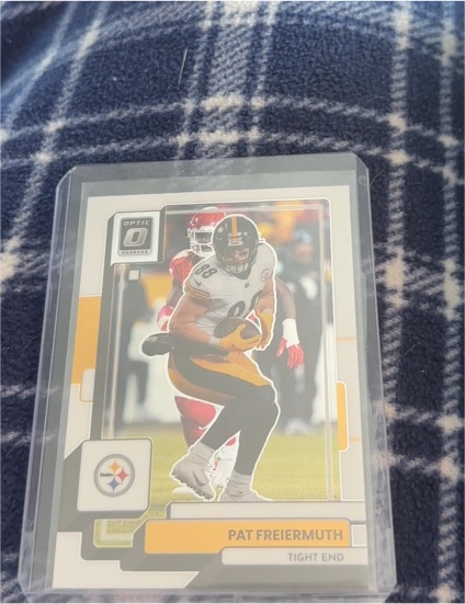 2022 Panini Donruss Optic #167 Pat Freiermuth — front