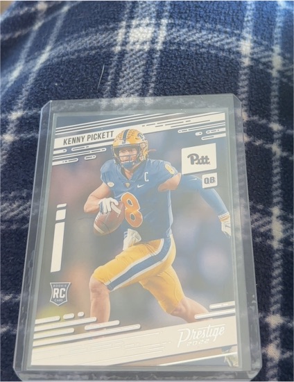 2022 Panini Chronicles Draft Picks Prestige #8 Kenny Pickett Rookie — front