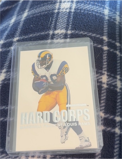 2000 SkyBox Dominion Hard Corps #5 Marshall Faulk — front
